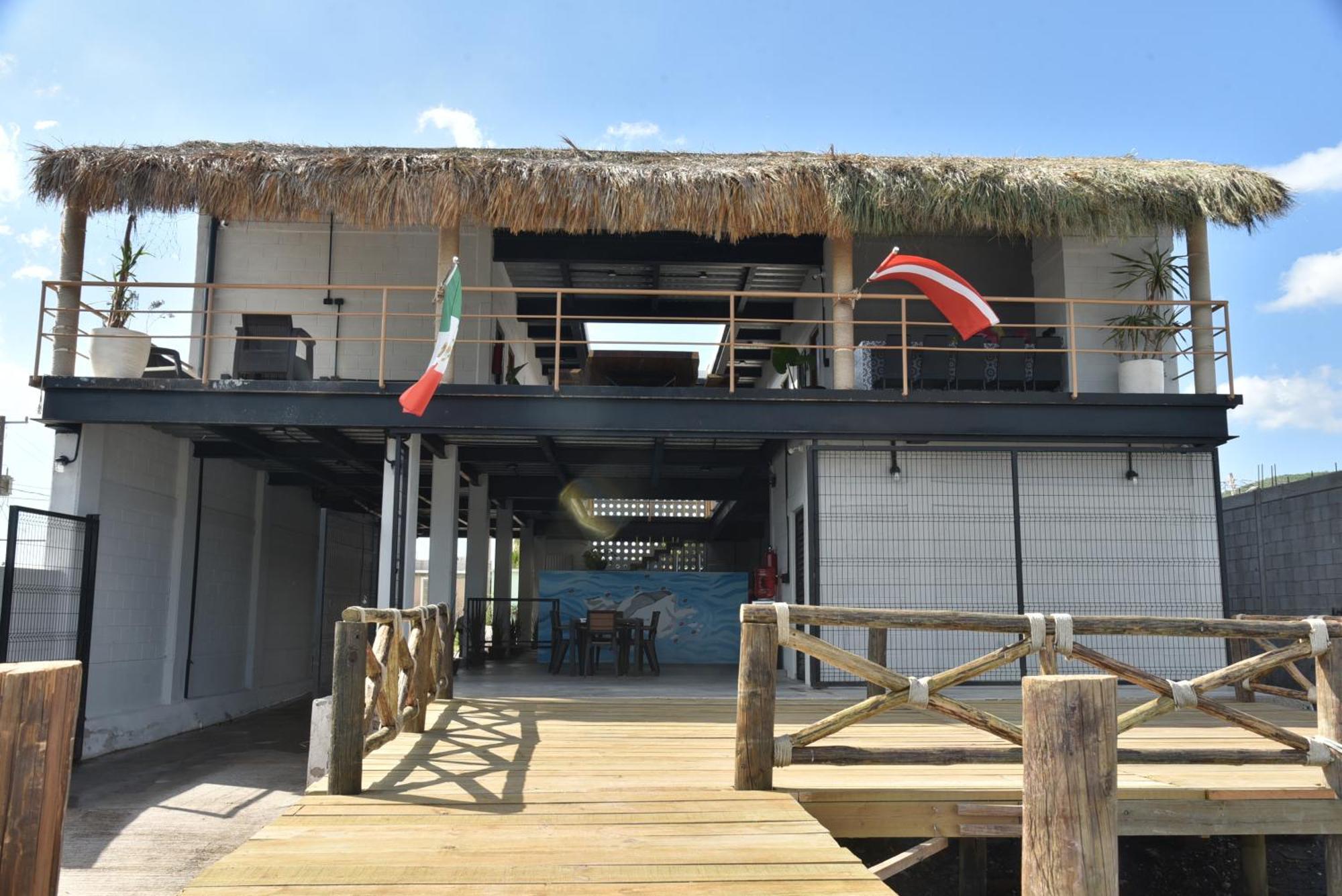 Sealion Dive Center Hotel Topolobampo Exterior photo